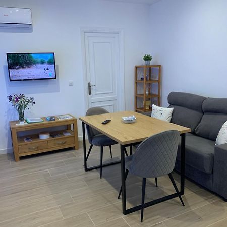 Apartamento Plaza De La Corredera Cordoba Luaran gambar