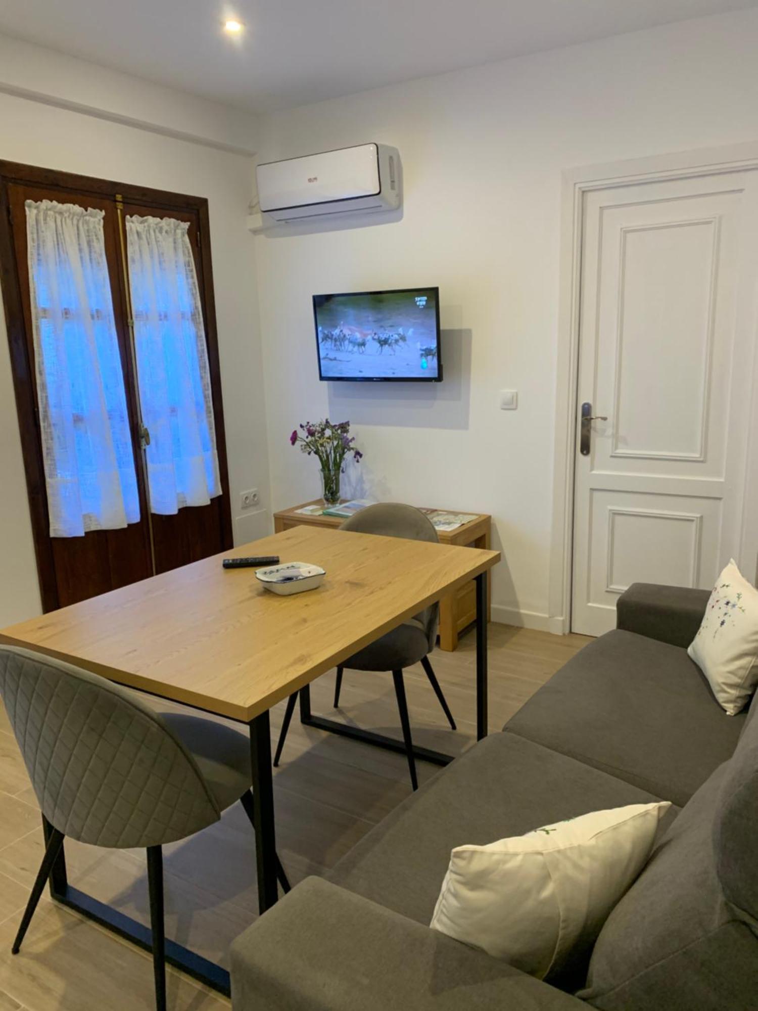 Apartamento Plaza De La Corredera Cordoba Luaran gambar