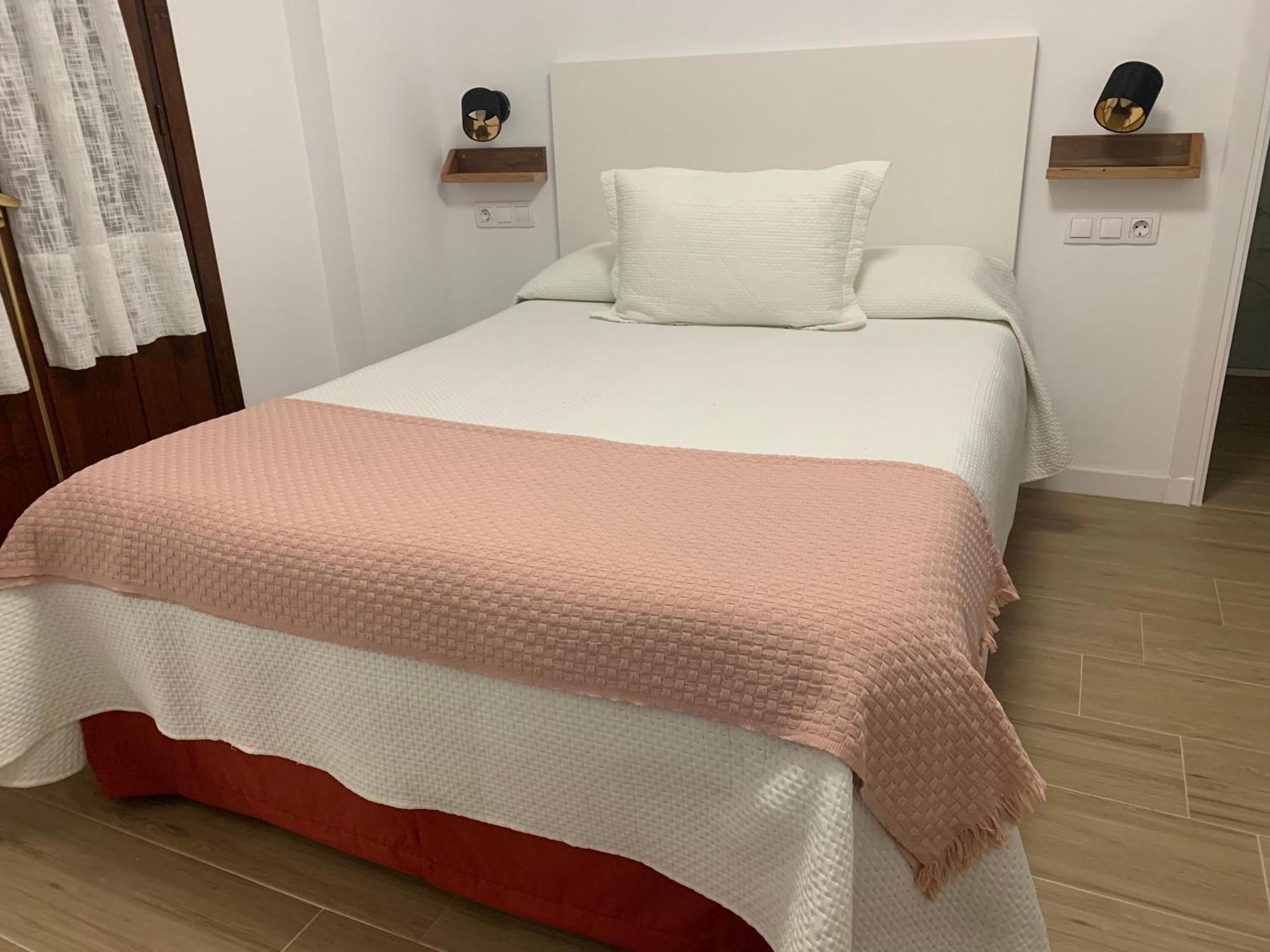 Apartamento Plaza De La Corredera Cordoba Luaran gambar