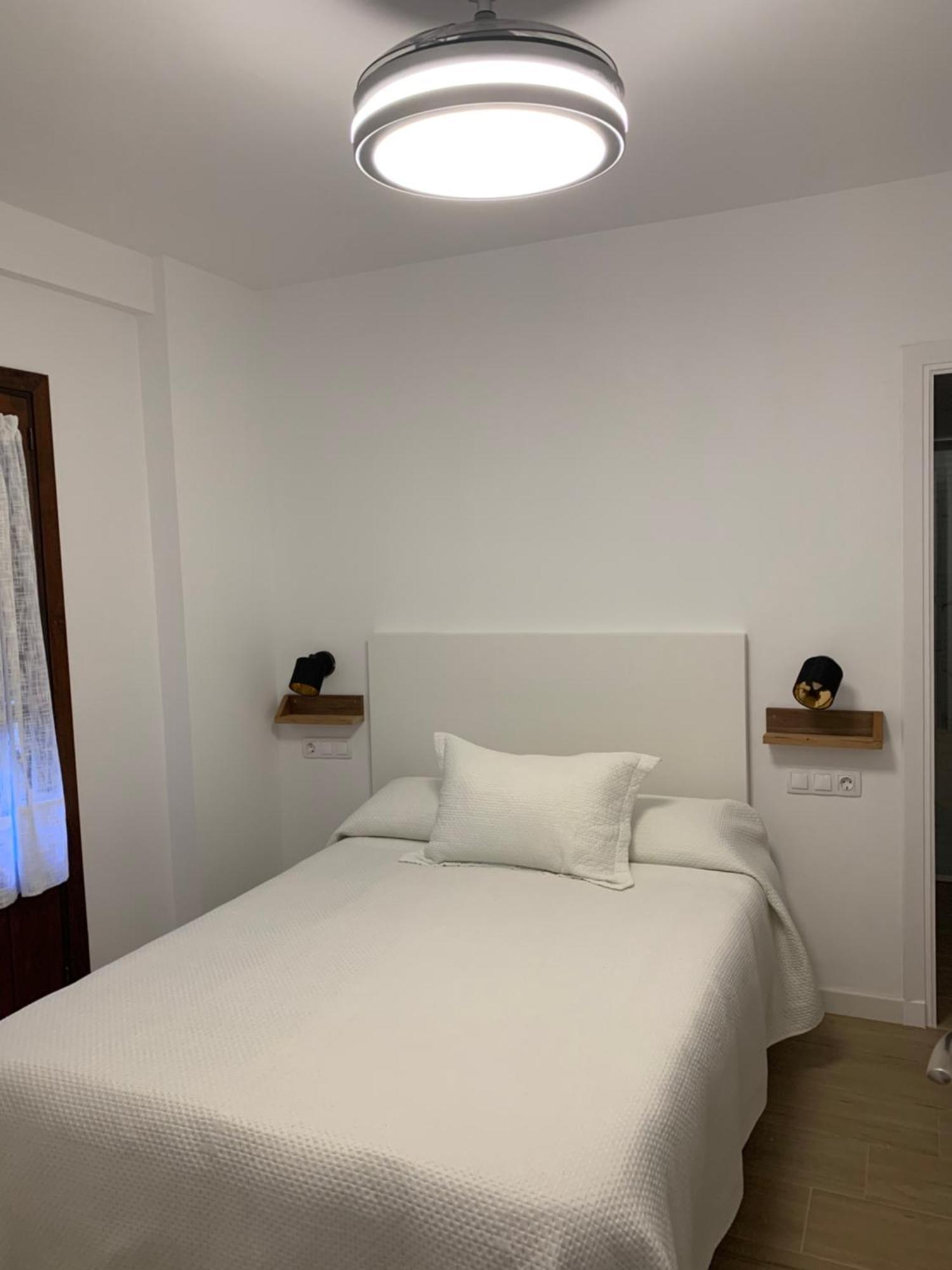 Apartamento Plaza De La Corredera Cordoba Luaran gambar