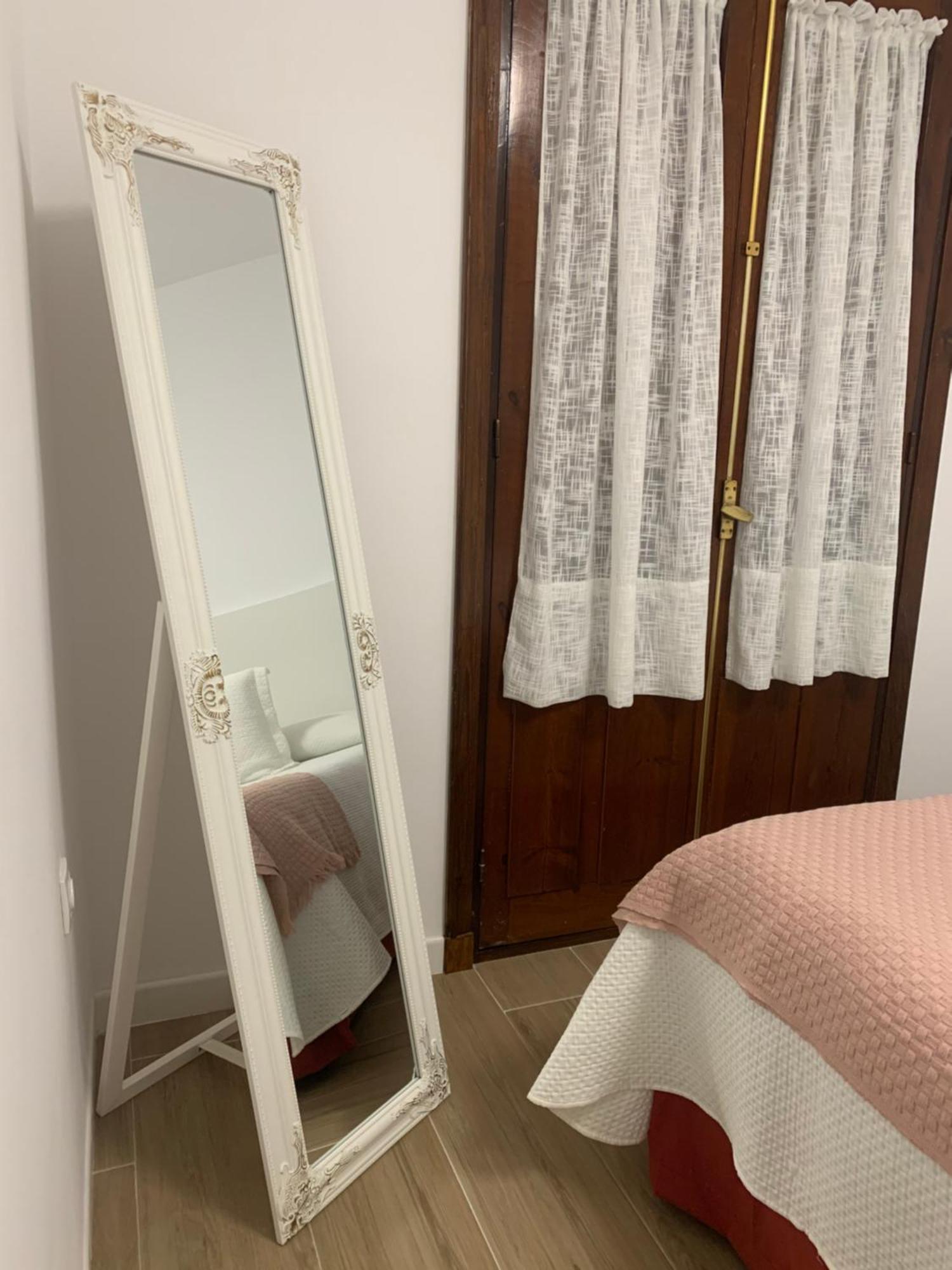 Apartamento Plaza De La Corredera Cordoba Luaran gambar